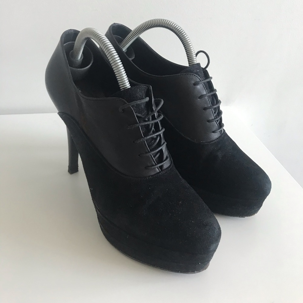 Platform high heeled lace up shoes